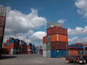 AEB Nederland en Customs Knowledge helpen bedrijven bij douaneafhandeling