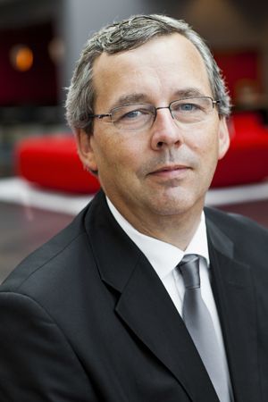 Sandor Nieuwenhuijs Presales Director at Oracle