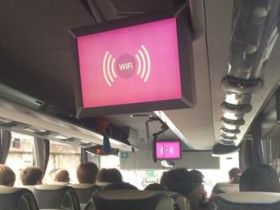 Busdienst voor lange ritten biedt klanten Wi-Fi via netwerk van Orange